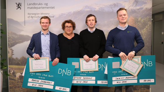 Fra venstre: Martin Storberget, landbruks- og matminister Olaug Bollestad, Øyvind Sørhuus og Svein Skjerstad.