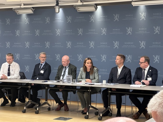 Fiskeri- og havminister møtte maritim næring.