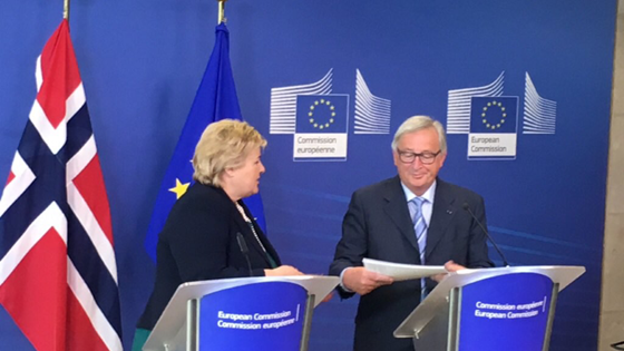 EU-kommisjonens president Jean-Claude Juncker og statsminister Erna Solberg på felles pressekonferanse etter møtet 5. juni 2018.