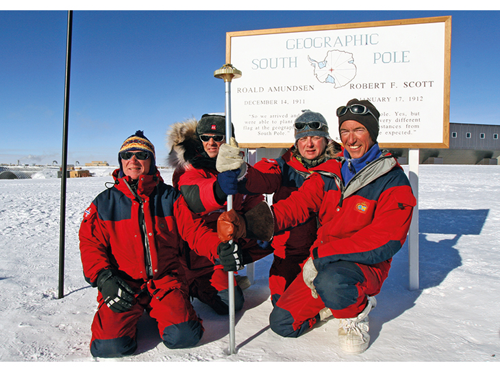 Figur 5.2 «Fire polfararar grip ikring døgnet» – Døme på aktivitet som er meldepliktig i samhøve med Antarktisforskrifta. 
