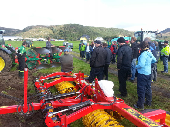 Markvandring på Haramsøy.