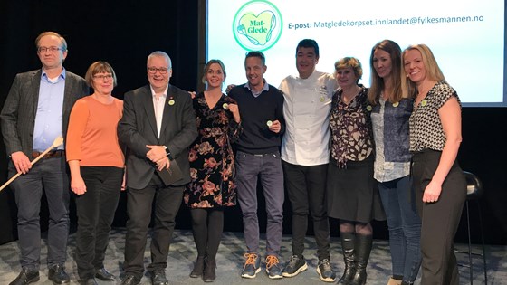 Landbruks- og matminister Bård Hoksrud lanserte i dag et matgledekorps som skal reise rundt til institusjoner i ulike kommuner i Hedmark og Oppland for å inspirere til økt innsats for matglede blant eldre.