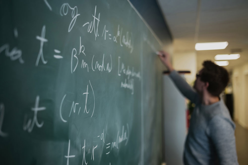 Figur 4.7 NSM har forsket på kryptoanalyse og sikker kryptografi for nasjonal sikkerhet siden 1940-tallet.