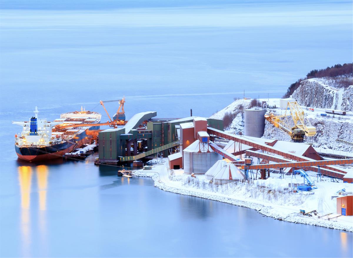 Utskiping av malm i Narvik. Foto: Colourbox