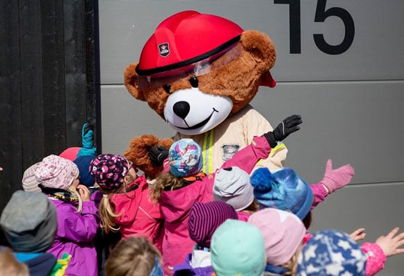 Figur 7.2 Barnehagedag på hovedbrannstasjonen i Trondheim.