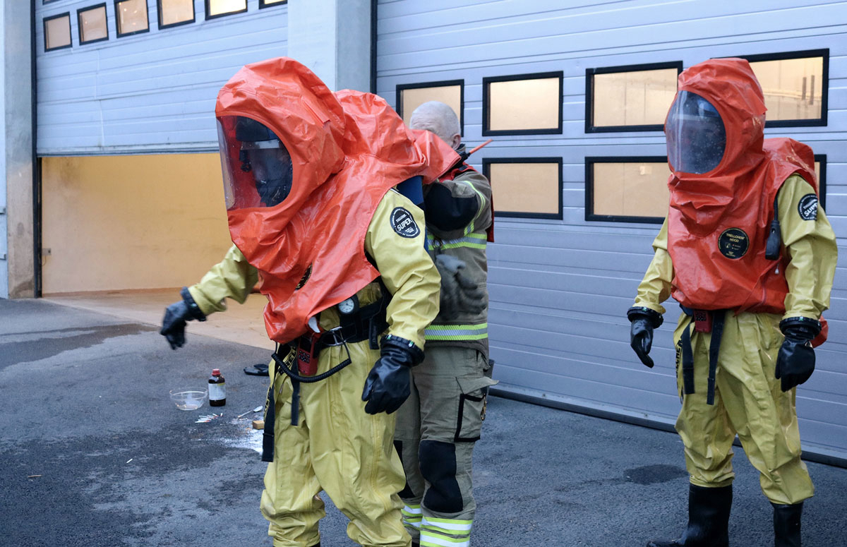 Figur 7.7 IUA Hedmark øver på ulykke med farlige stoffer.