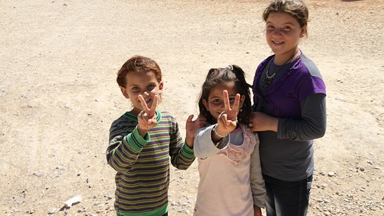 Barn i flyktningleir for syriske flyktninger i Tyrkia