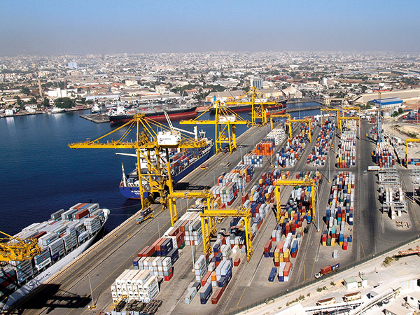 Figure 2.1 Senegal. Container terminal in Dakar.