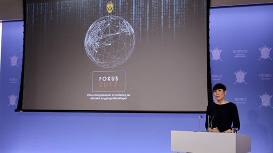 Forsvarsminister Ine Eriksen Søreide innleder under fremleggingen av FOKUS2017
