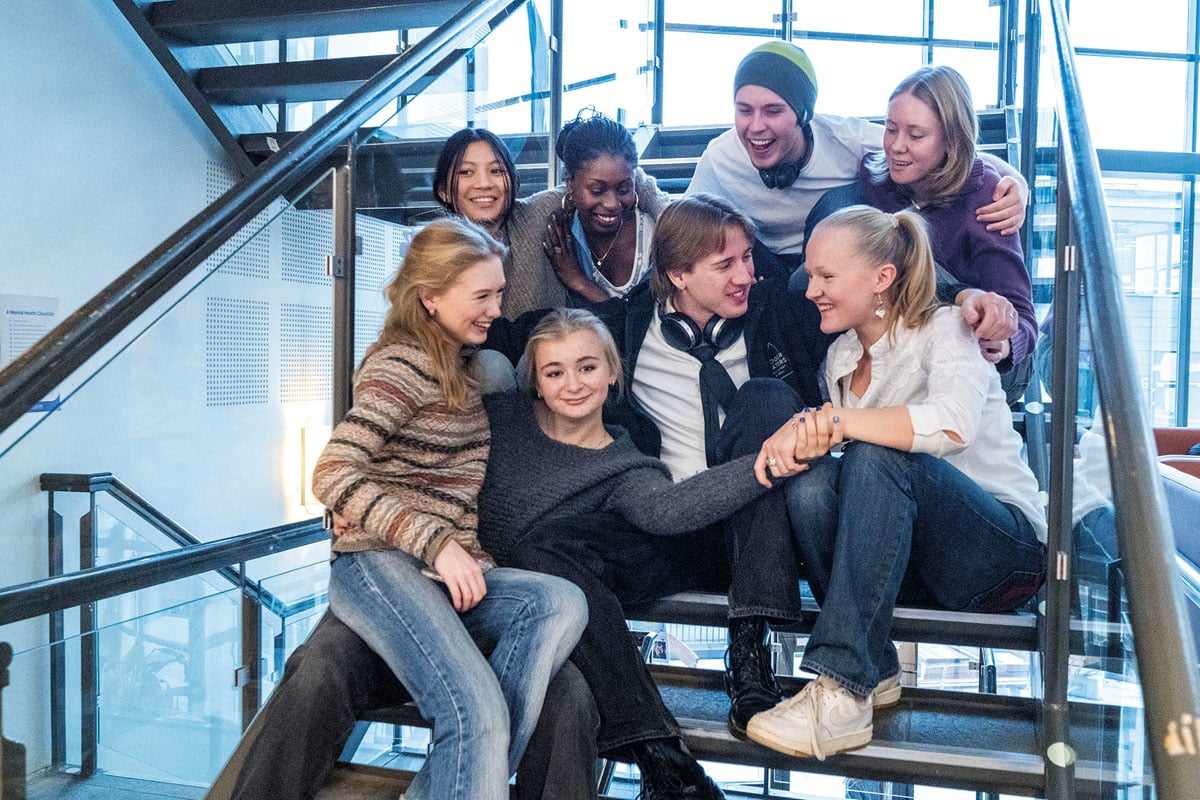 En mangfoldig gruppe ungdom