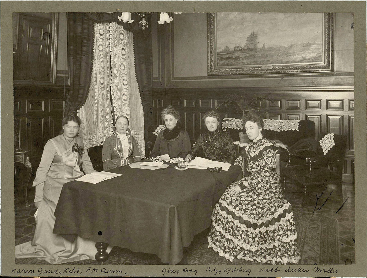 Styret i Norske Kvinners Nasjonalråd 1904