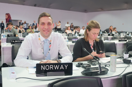 Klima- og miljøminister Andreas Bjelland Eriksen på klimatoppmøtet i Brasil