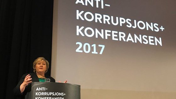 Statsministeren taler på Anti-korrupsjonskonferansen 2017.