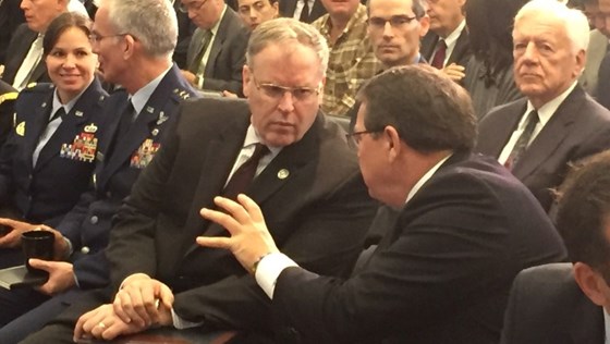 US Deputy Secretary of Defense Robert Work in discussion with State secretary Øystein Bø.