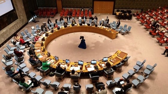 Rundebord i sikkerhetsrådssalen