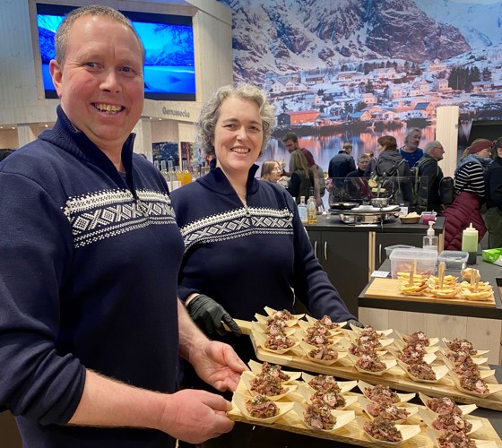 Smaksprøvar og utstillarar frå region Fjord Norge.