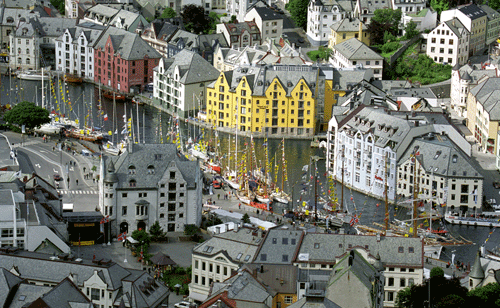 Figure 5.1 Many city-centres originate along the water's edge, as here, in Ålesund.