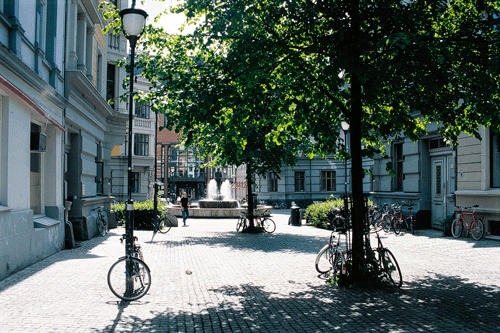 Figure 5.14 Quiet zones in the city are attractive.