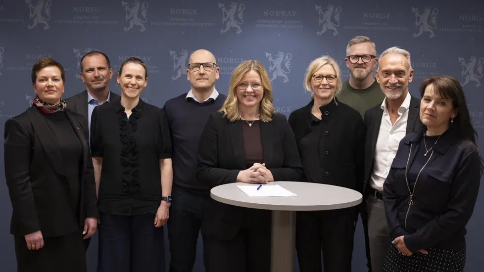 Regjeringen og partene signerte samarbeidserklæring for bedre krisehåndtering