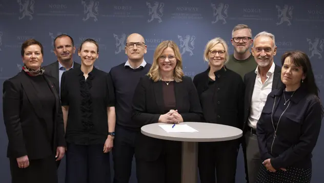 Regjeringen og partene signerte samarbeidserklæring for bedre krisehåndtering