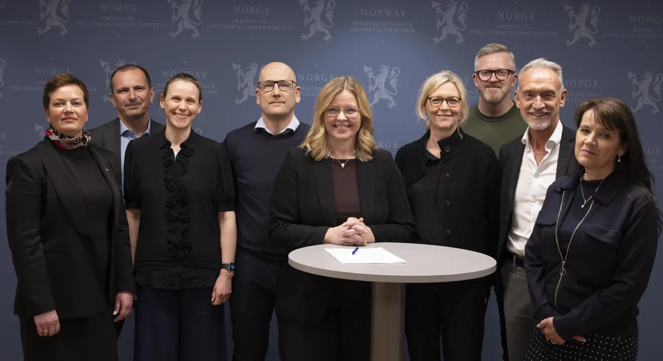 Regjeringen og partene signerte samarbeidserklæring for bedre krisehåndtering