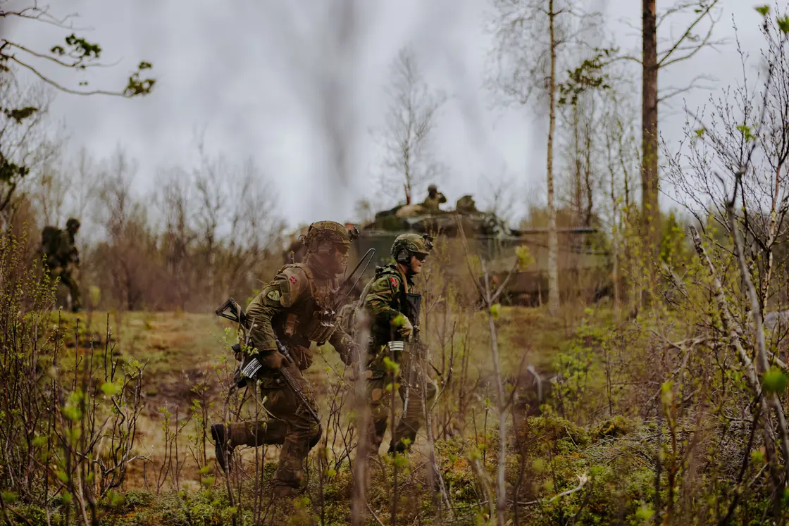De fleste tilleggene i Arbeidstidsavtalen i Forsvaret vil kunne kvalifisere som pensjonsgivende, i lys av Høyesteretts dom. Regjeringen har bestemt at dette skal gjelde tilbake til 1. januar 2020.