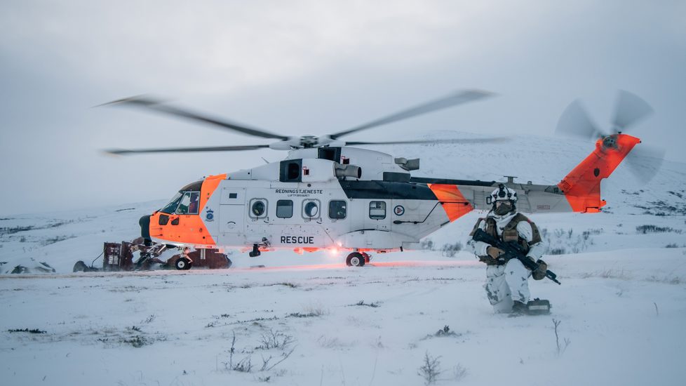 Sar Queen på øvelse Ulveflokk