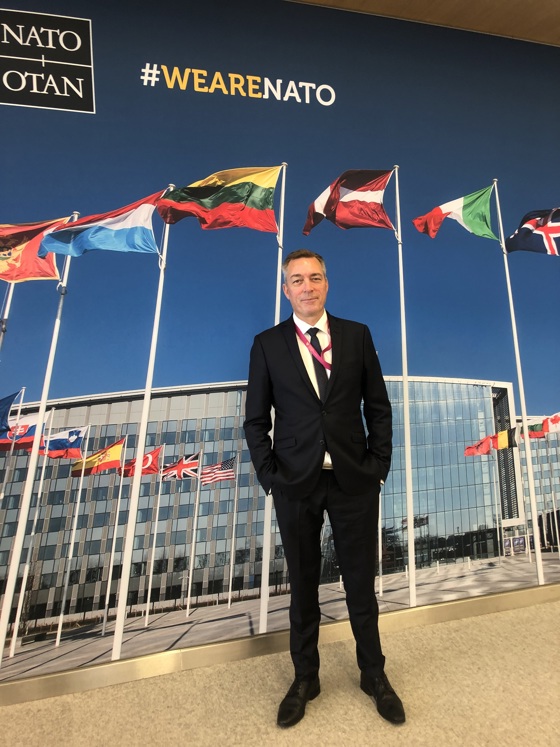 Forsvarsminister Frank Bakke-Jensen besøker NATO