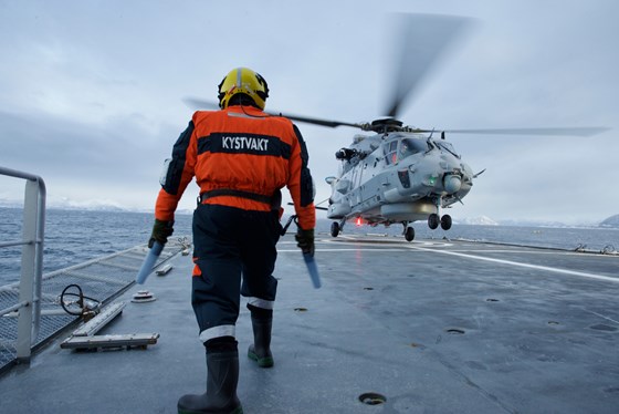 Illustrasjonsbilde: Et NH-90 helikopter lander på Kystvaktfartøyet KV Senja
