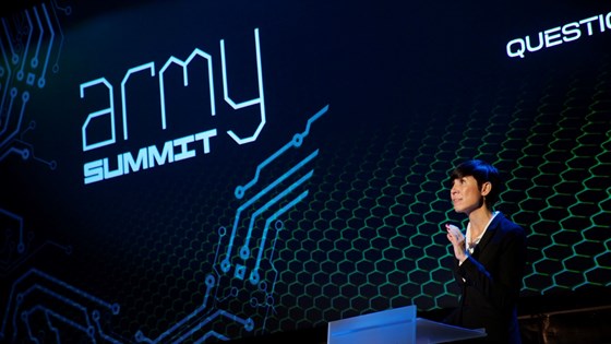 The Norwegian Minister of Defence Ine Eriksen Søreide speaking at the Norwegian Army Summit 2016.