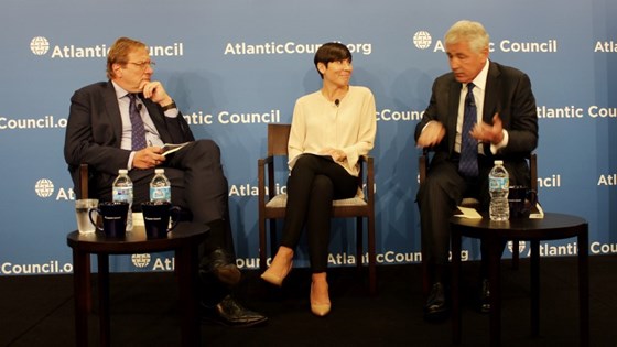 Fred Kempe in Atlantic Council, Ine Eriksen Søreide and Chuck Hagel. 