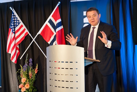 Statssekretær Øystein Bø besøkte NAMMO.