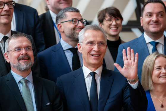 Bildet viser finansministrene fra EFTA- og EU-landene.