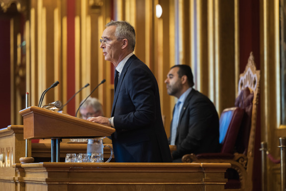 Finansminister Jens Stoltenberg (A) legger frem regjeringens forslag til statsbudsjett for Stortinget, 15. oktober 2025.