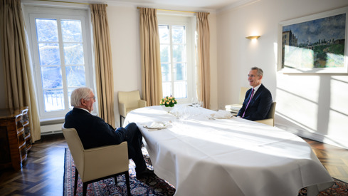 Forbundspresident Frank-Walter Steinmeier: Lunsj med Jens Stoltenberg på Schloss Bellevue