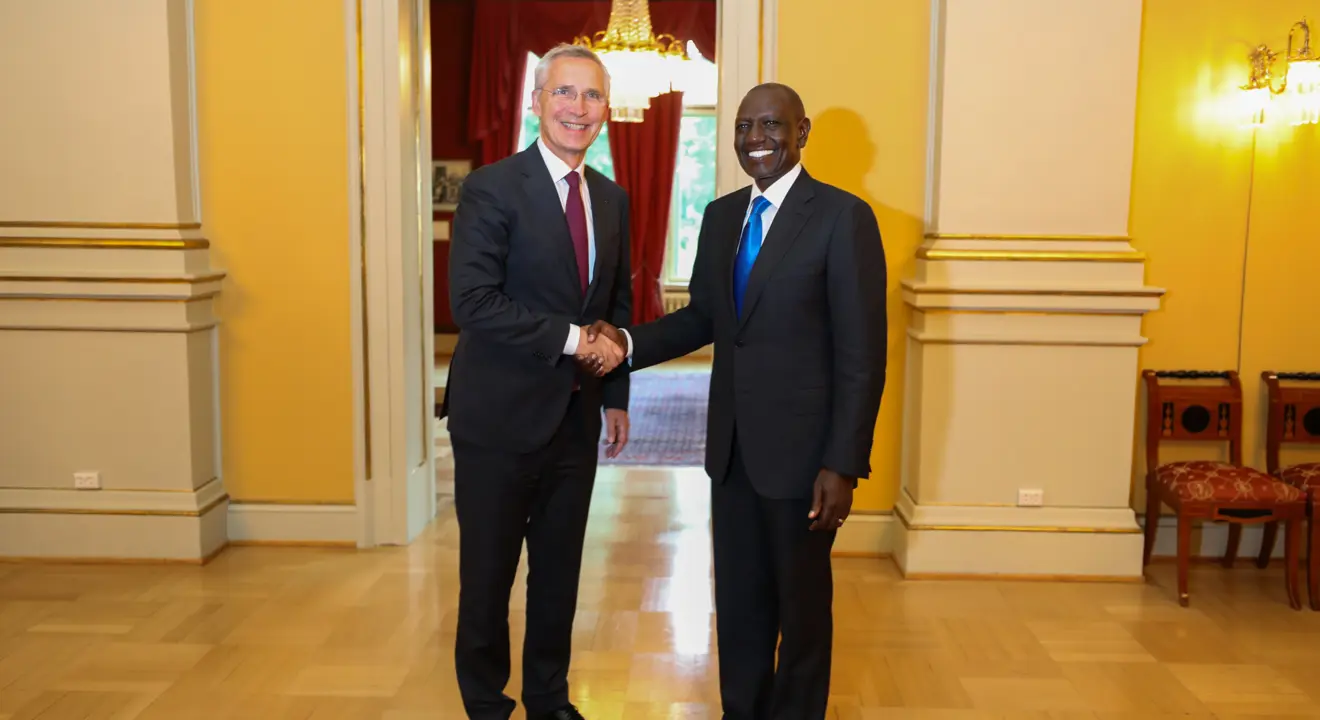 Finansminister Jens Stoltenberg og Kenyas president William Ruto.