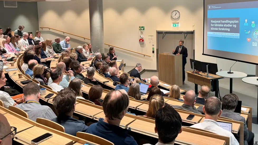 Helse- og omsorgsminister legger frem handlingsplan for kliniske studier