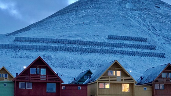 Boliger og skredsikring ved Sukkertoppen i Longyearbyen