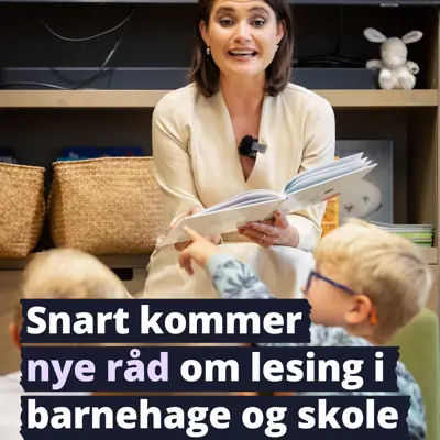 Kunnskapsminister Kari Nessa Nordtun leser for barn