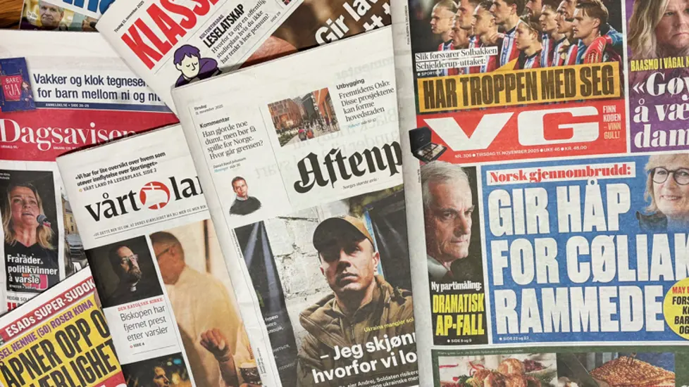 Illustrasjonsbilde med norske aviser