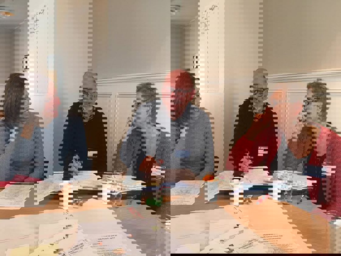 Sekretariatet for ny fylkesplan for Trøndelag deltok på tenkeloftet.  Fra venstre: Karen Havdal (Sør-Trøndelag Fylkeskommune) Leif Harald Hanssen (Sør-Trøndelag Fylkeskommune) og Anne Karoline Haugan (Nord-Trøndelag Fylkeskommune).  Hansen er prosjektleder.  