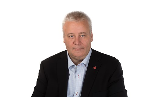 Eanadoallo- ja biebmoministtar Bård André Hoksrud.