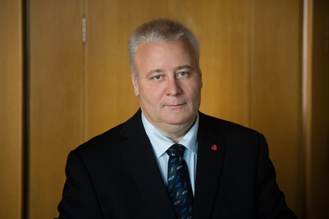 Landbruks- og matminister Bård Hoksrud.