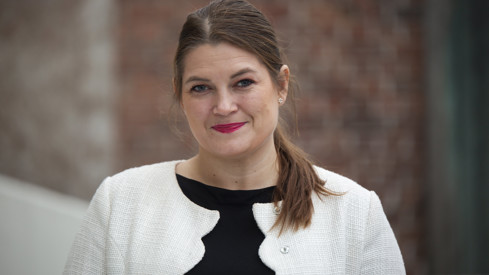 Portrett av Næringsminister Cecilie Myrseth.