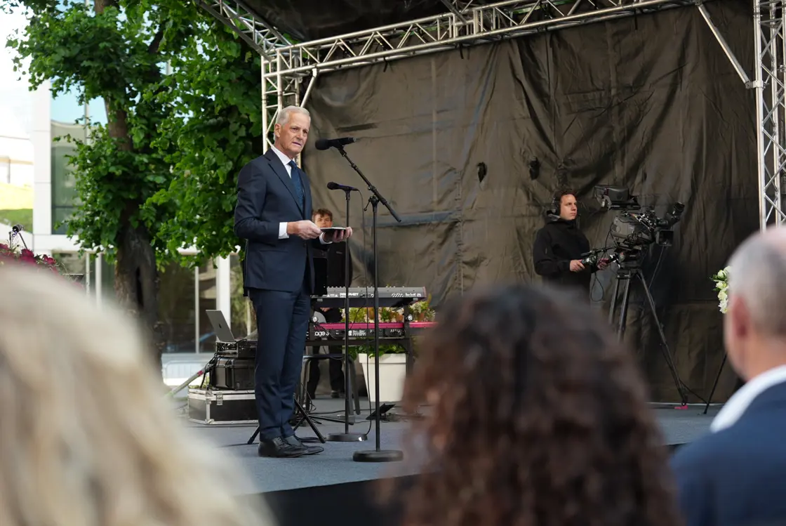 Minnemarkering 22. juli, Jonas Gahr Støre