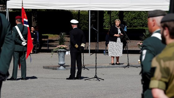 Statsministeren taler på Festplassen på Akershus festning