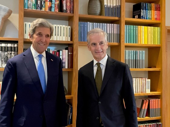 John Kerry and Jonas Gahr Støre.