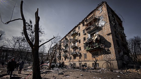 Bombet bygning i Ukraina.