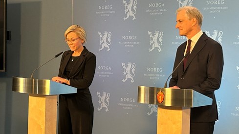 Helse- og omsorgsminister Ingvild Kjerkol og statsminister Jonas Gahr Støre