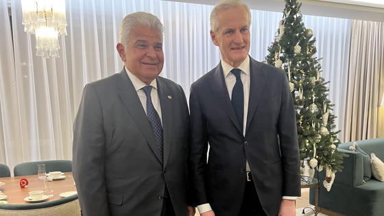 President José Raúl Mulino fra Panama møter statsminister Jonas Gahr Støre.